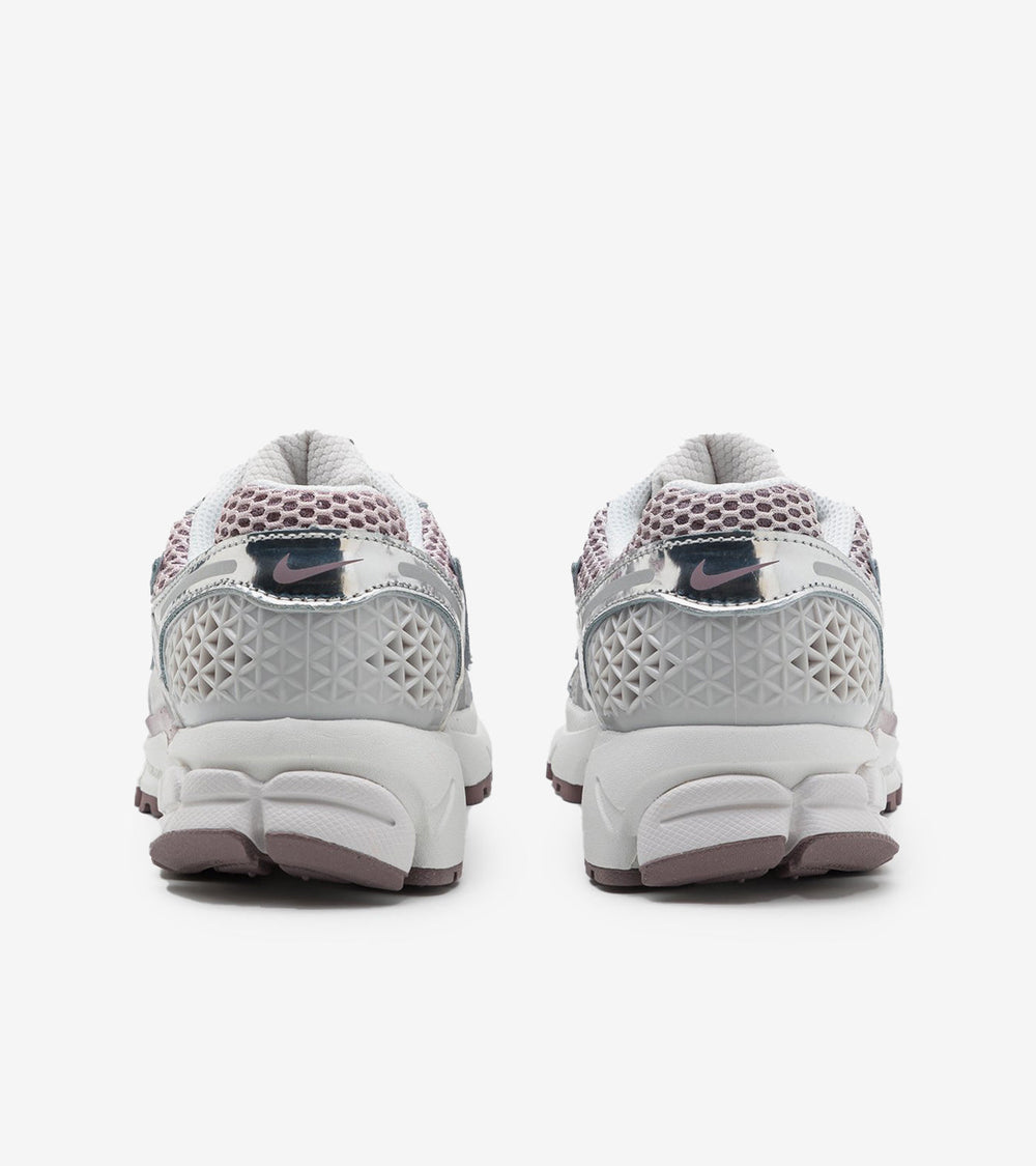 Nike Zoom Vomero 5 Metallic Silver Platinum Violet (Women's)