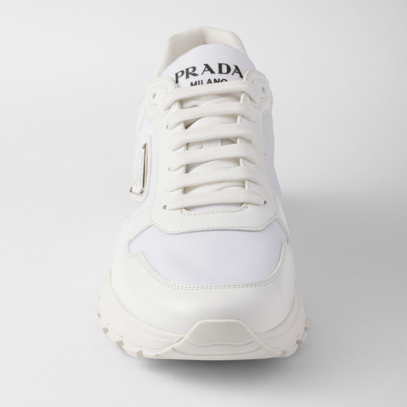 Basket Prada Blanc en cuir brossé