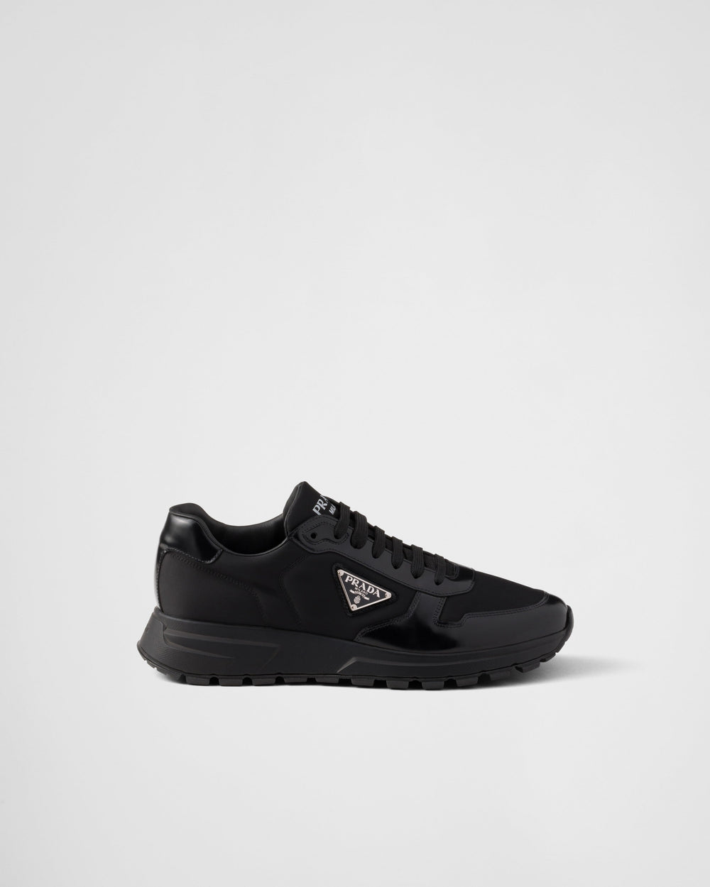Basket Prada Noir en cuir brossé
