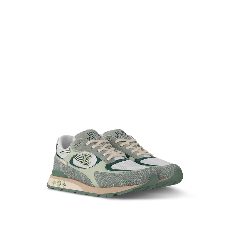 Sneaker Run Away #4