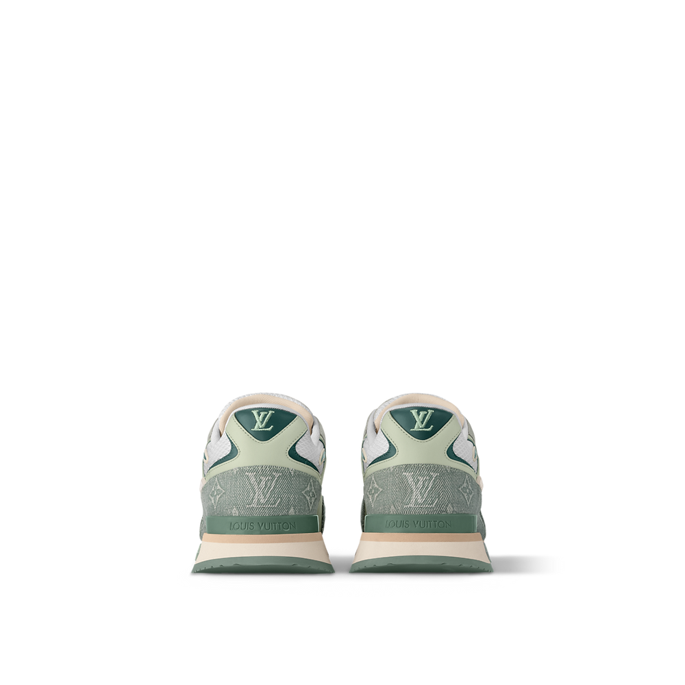 Sneaker Run Away #4