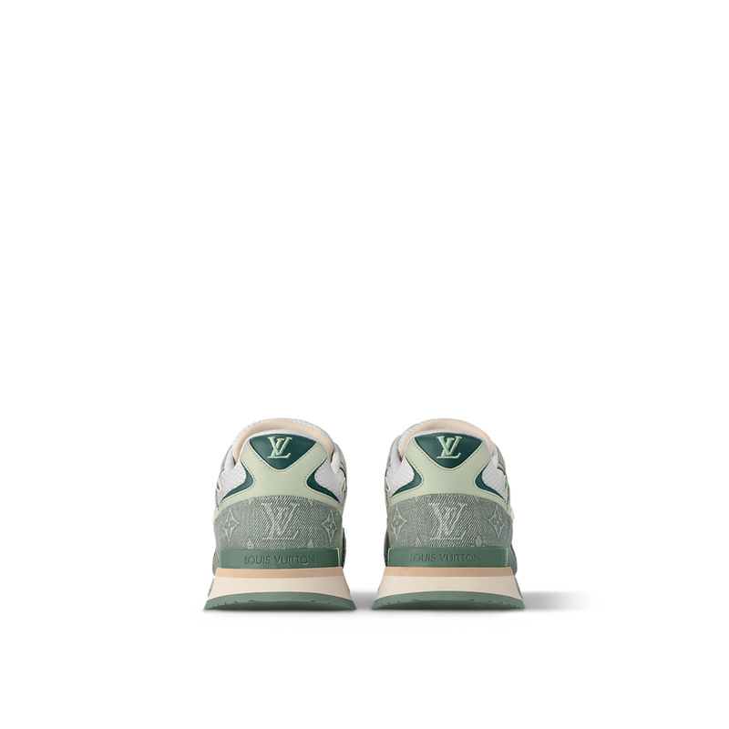 Sneaker Run Away #4