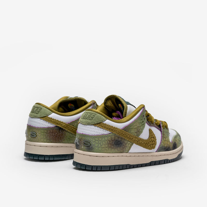 Nike SB Dunk Low Alexis Sablone Chameleon