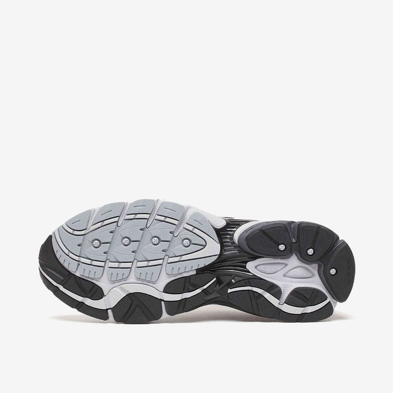 Saucony ProGrid Omni 9 Microchip