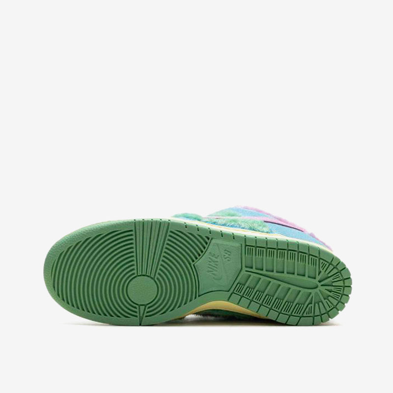 Nike SB Dunk Low Verdy Visty