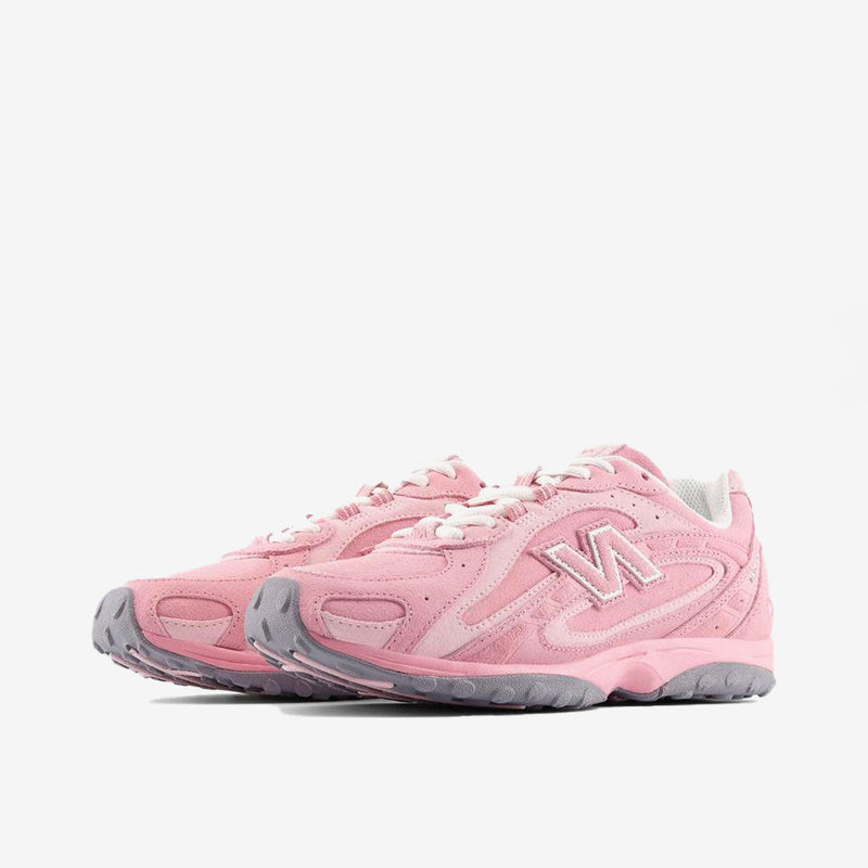 New Balance 204L Pastel Pink