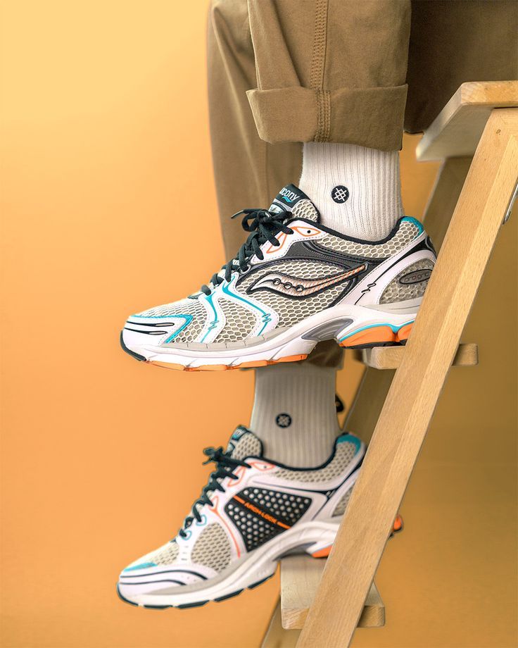 NOS SNEAKERS