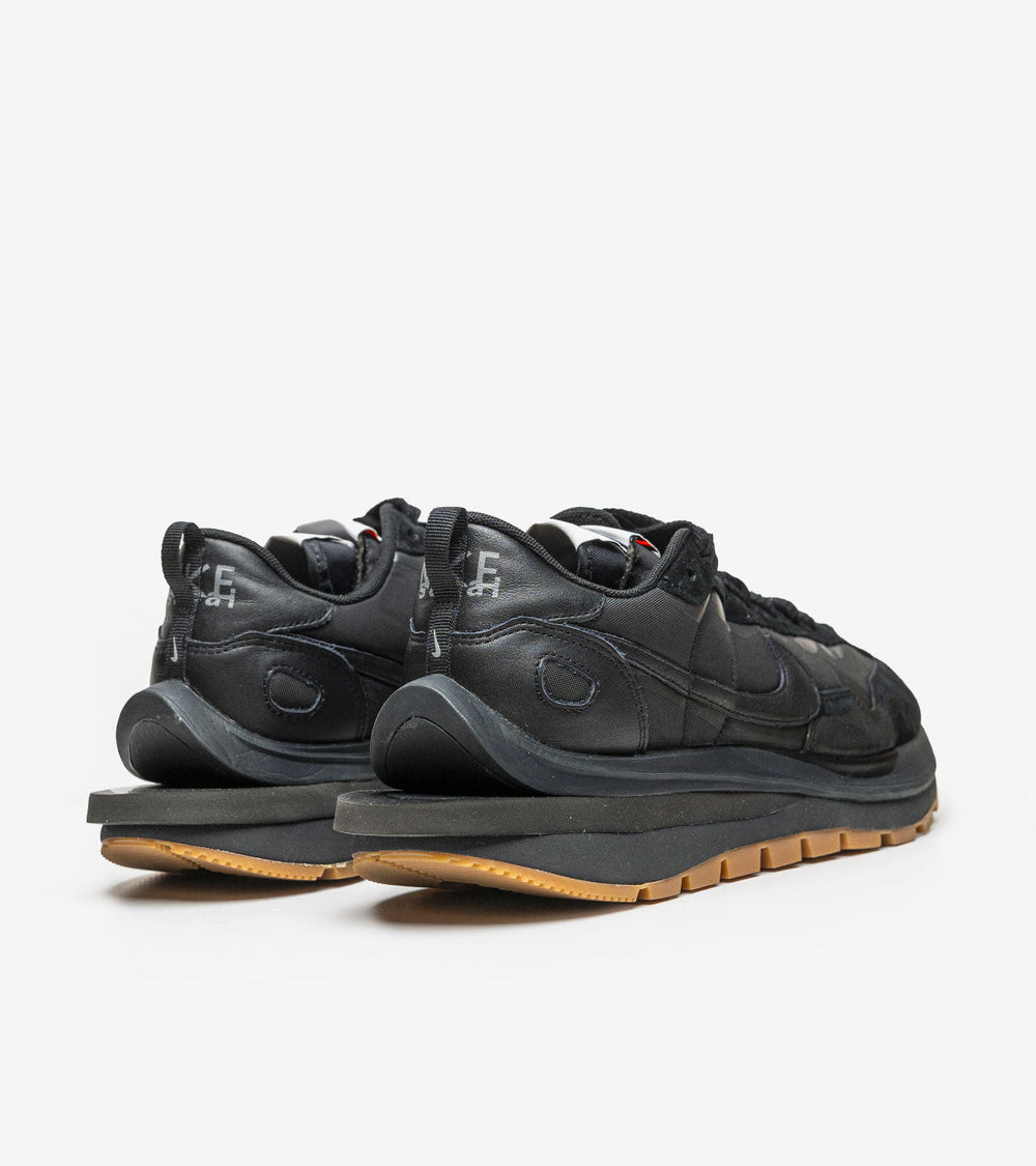 Nike Vaporwaffle Sacai Black Gum