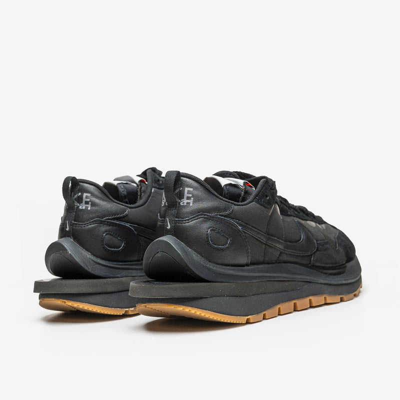 Nike Vaporwaffle Sacai Black Gum