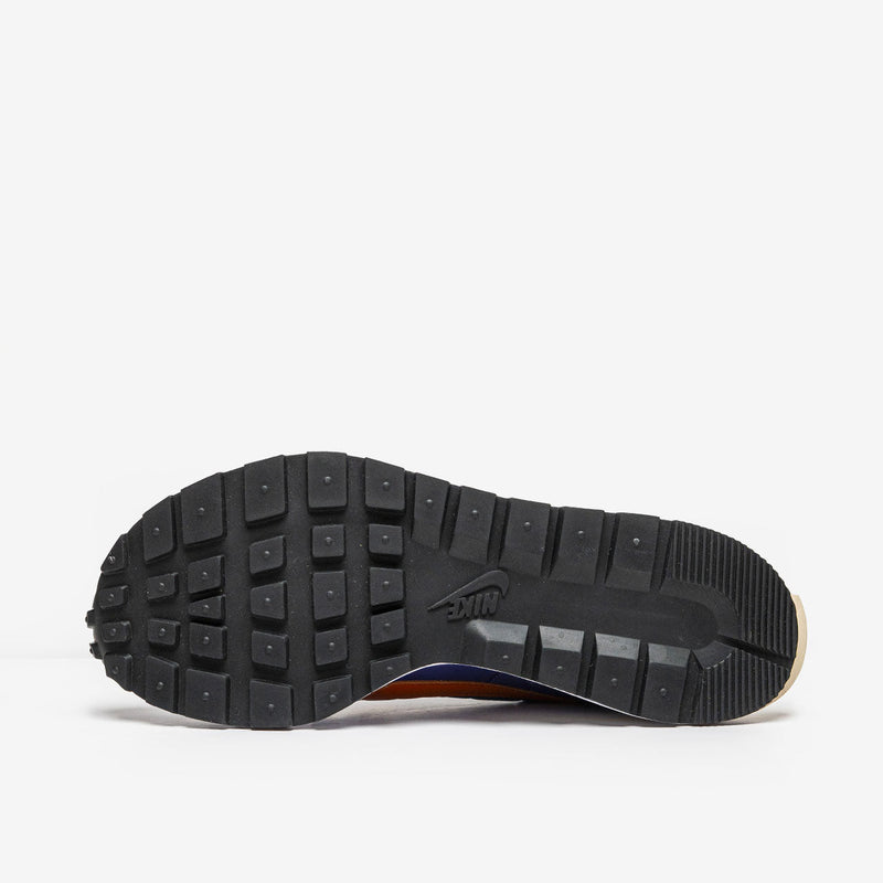 Nike Vaporwaffle sacai Dark Iris