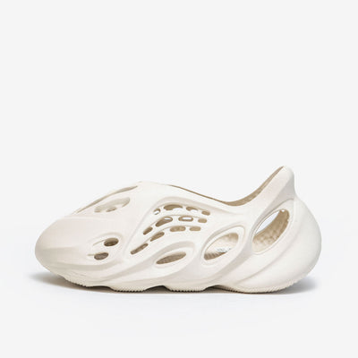 adidas Yeezy Foam RNNR Sand