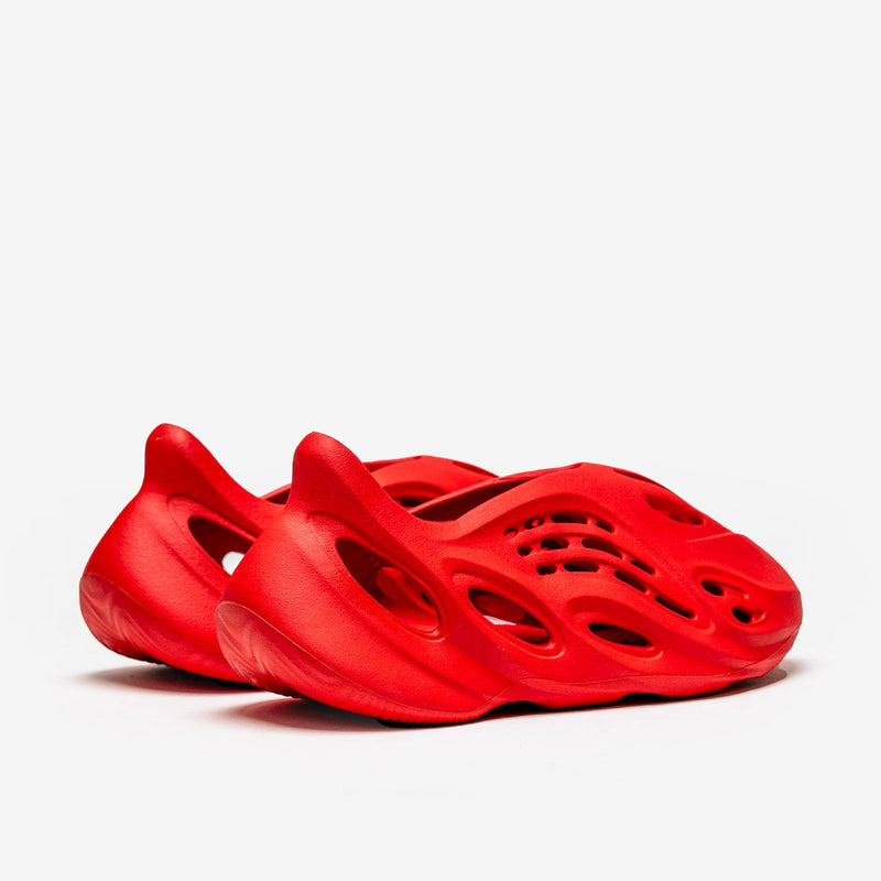 adidas Yeezy Foam RNNR Vermillion