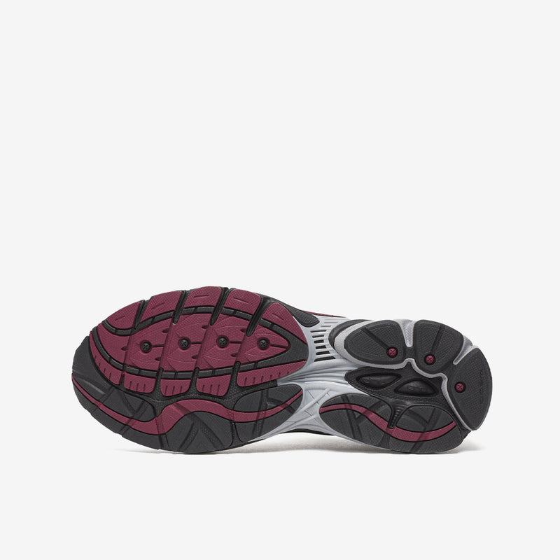 Saucony ProGrid Omni 9 Tomorrow, Meet Yesterday Pack Tan Maroon