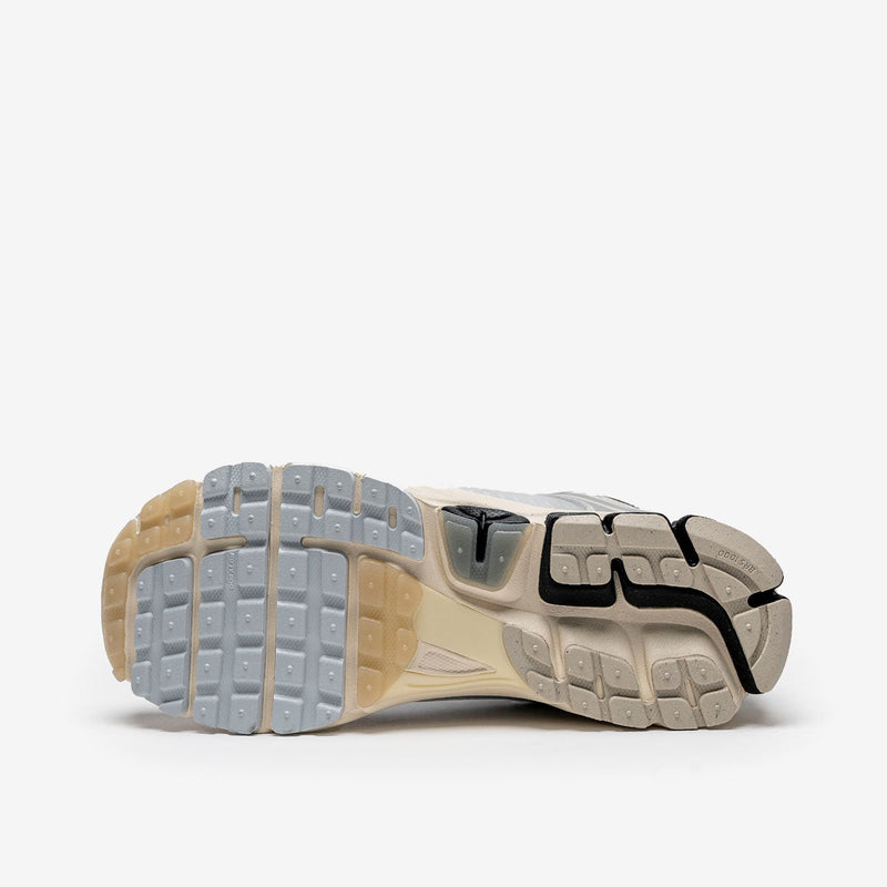 Nike Zoom Vomero 5 Supersonic Light Bone Black