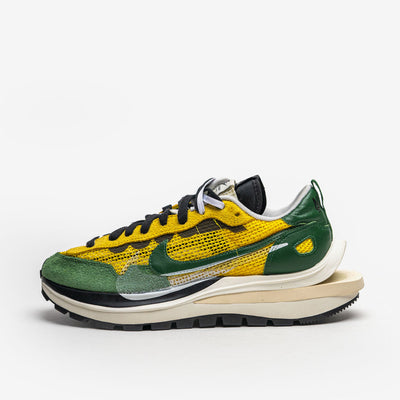 Nike Vaporwaffle sacai Tour Yellow Stadium Green