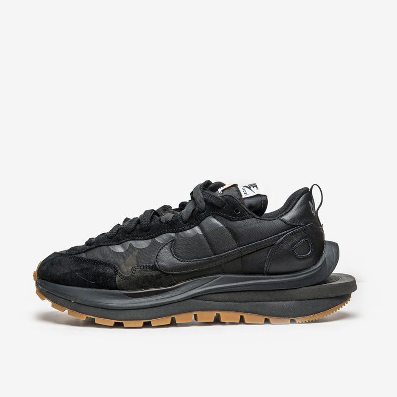 Nike Vaporwaffle Sacai Black Gum