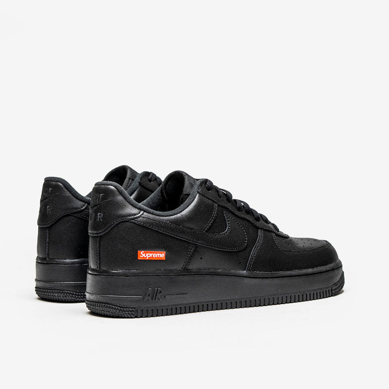Nike Air Force 1 Low Supreme Black