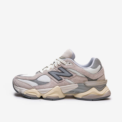 New Balance 9060 Moonbeam Sea Salt