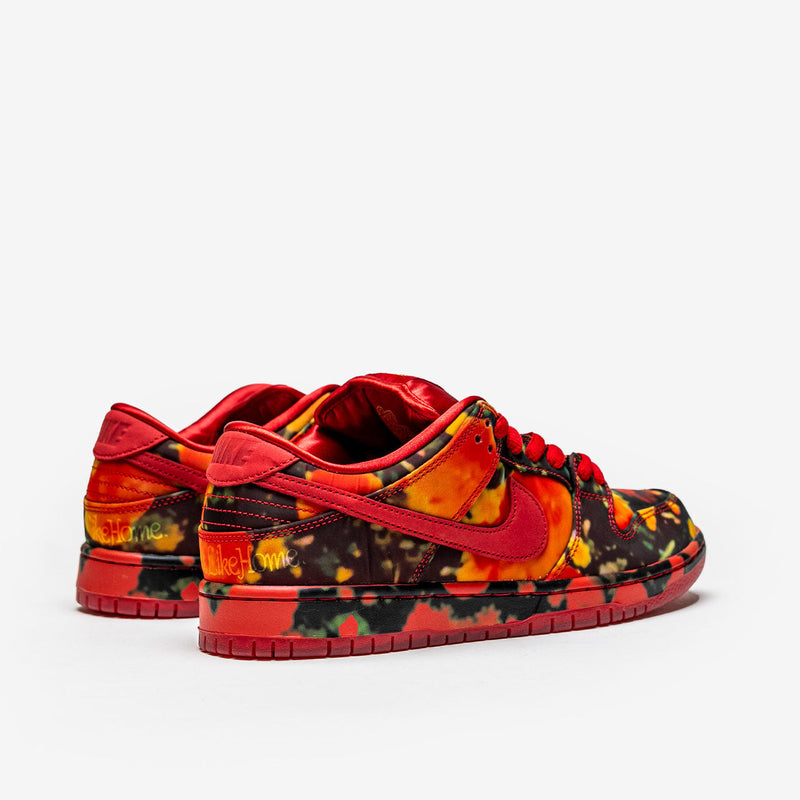 Nike SB Dunk Low The Wizard of Oz Poppy Field