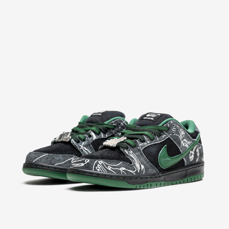 Nike SB Dunk Low There Skateboards