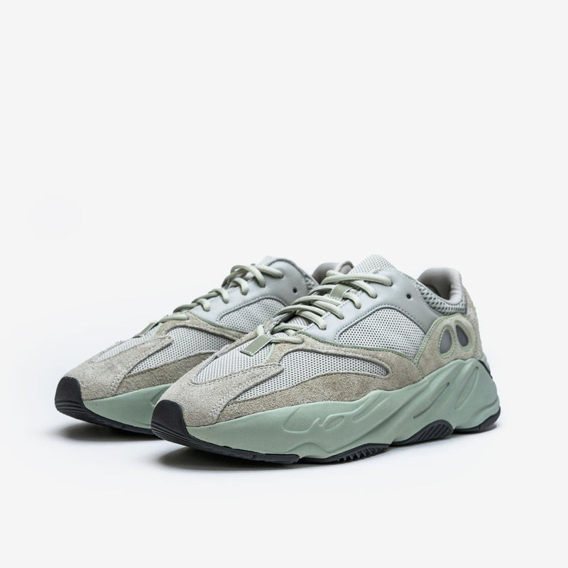adidas Yeezy Boost 700 Salt (2019/2023)