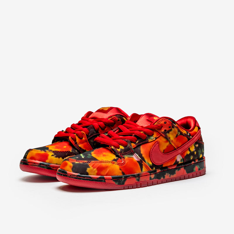 Nike SB Dunk Low The Wizard of Oz Poppy Field