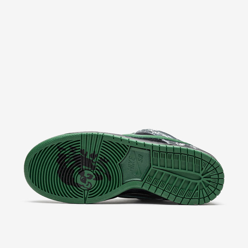 Nike SB Dunk Low There Skateboards