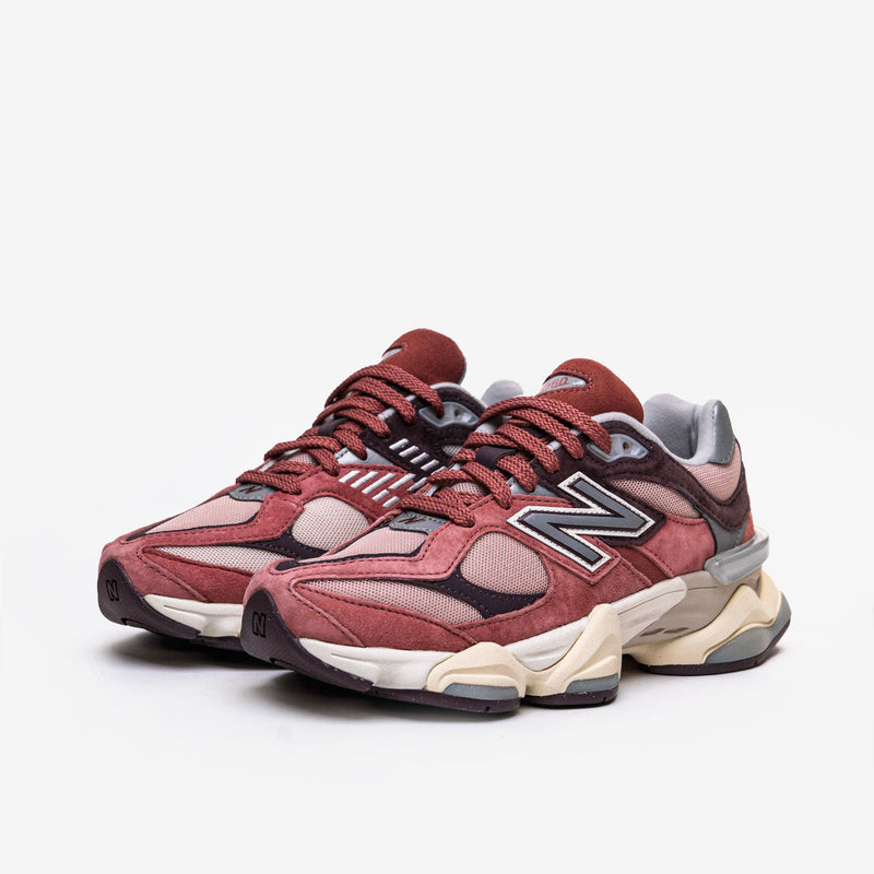 New Balance 9060 Sea Salt Cherry Blossom